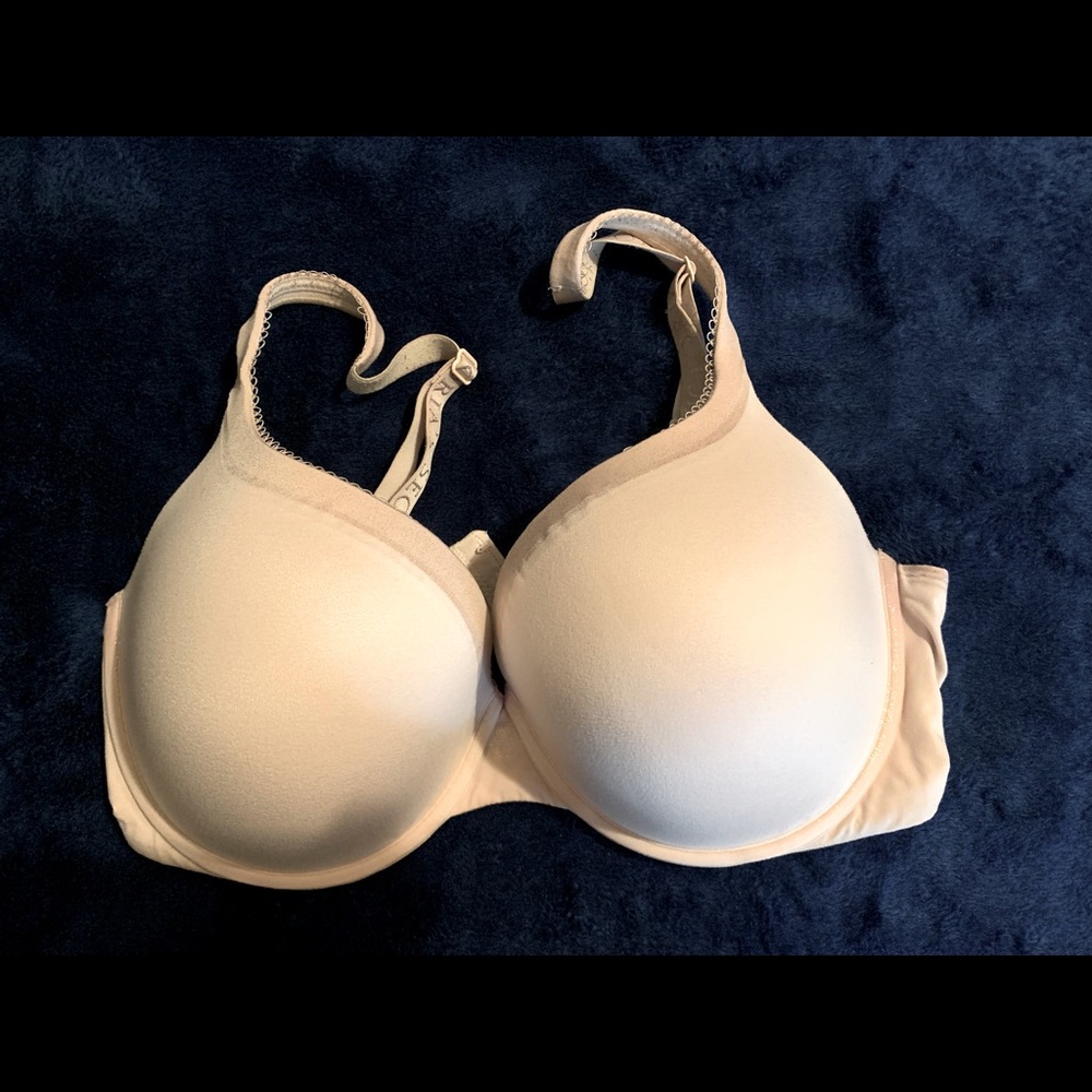 Victoria secret size 40C